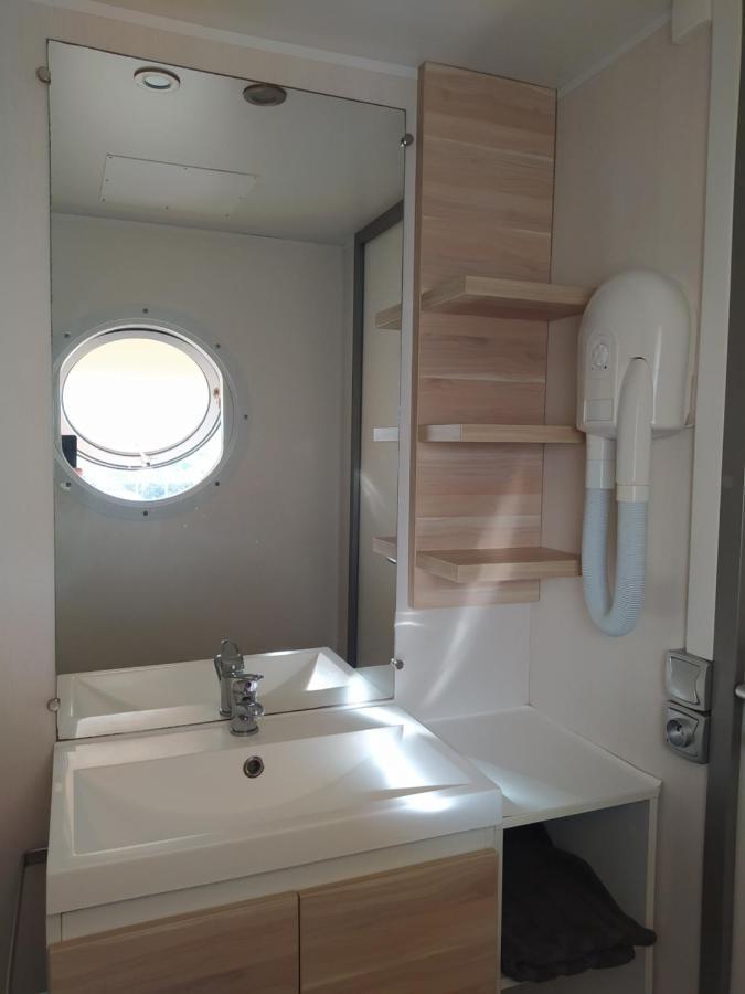 Camping Les Peupliers 호텔 Saint-Pere-en-Retz 외부 사진