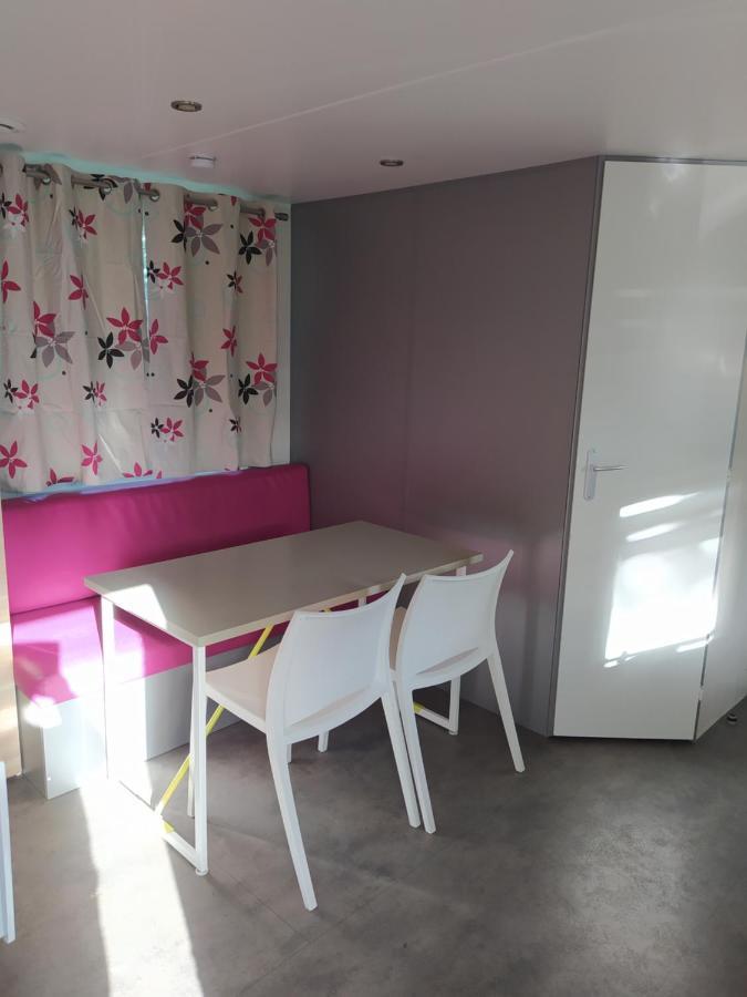 Camping Les Peupliers 호텔 Saint-Pere-en-Retz 외부 사진