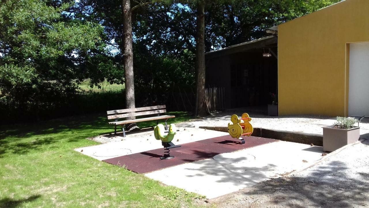 Camping Les Peupliers 호텔 Saint-Pere-en-Retz 외부 사진