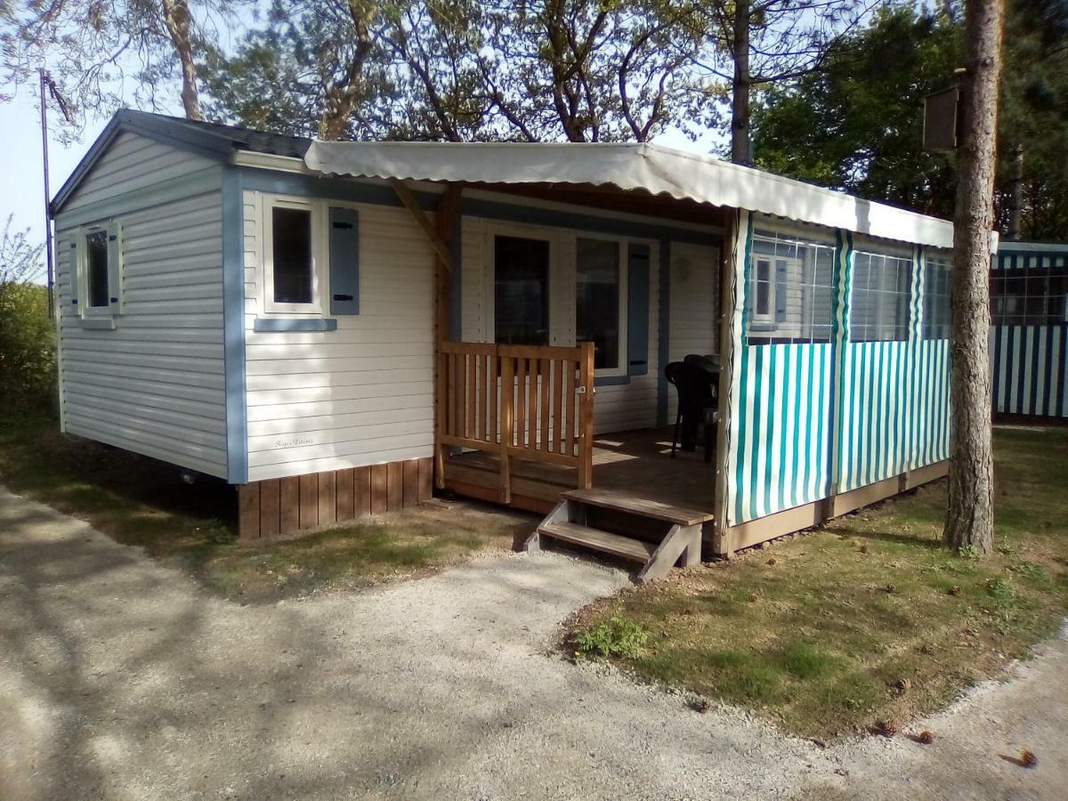 Camping Les Peupliers 호텔 Saint-Pere-en-Retz 외부 사진
